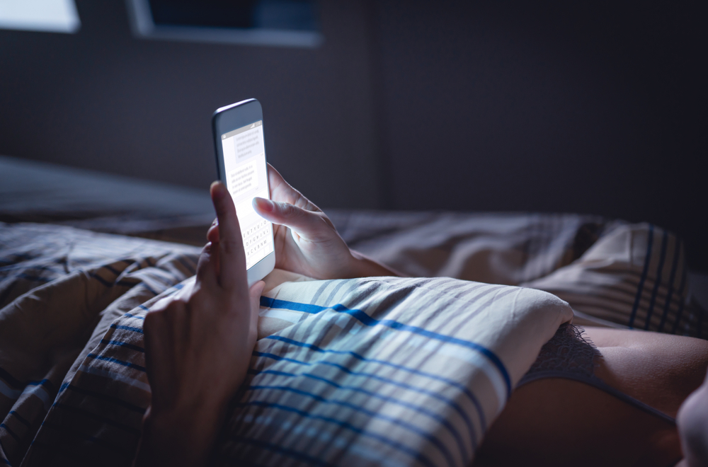 facebook cheating signs blog post