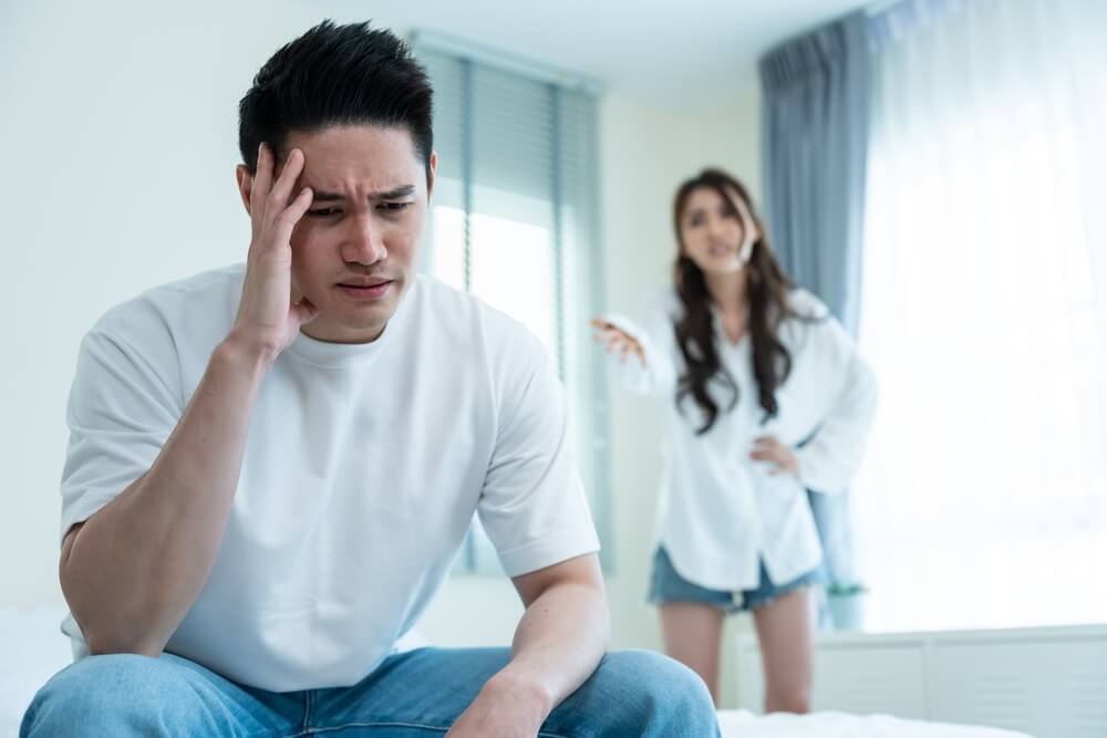 how to catch your boyfriend cheating signscheating